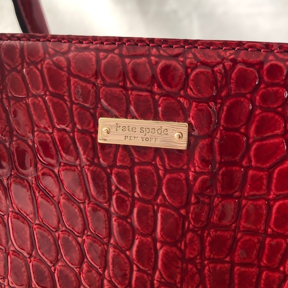 Red Patent Leather Croc Embossed Kate Spade Bag - Picture 4 of 8